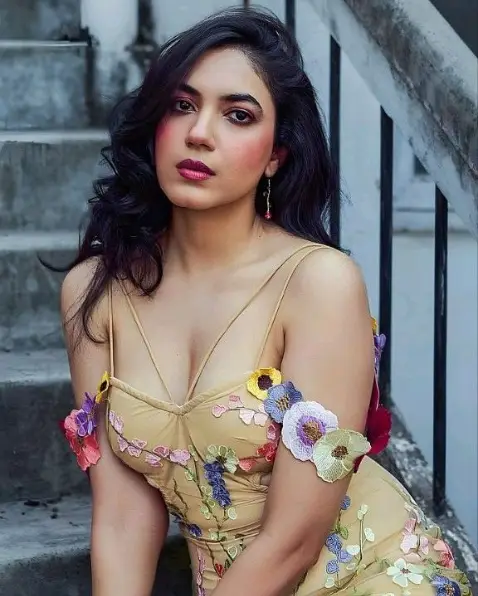 Book Call Girl in Mumbai